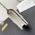 CARO SLIM POUCH 21 TASCHE AUS WEISSEM KALBSLEDER