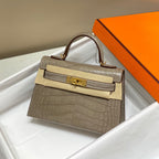 HERMES 25S MINI KELLY 19 IN MOCHA BRAUNEM KALBSLEDER GOLDENE BESCHLÄGE