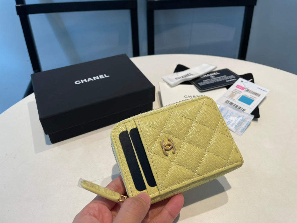 CC Münzgeldbörse mit Reißverschluss, 11 gelbes genarbtes Kalbsleder