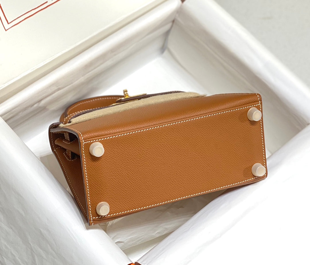 KELLY MINI 20 BAG IN BRONZE BROWN CALFSKIN WITH GOLD HARDWARE (MADE-TO-ODER)