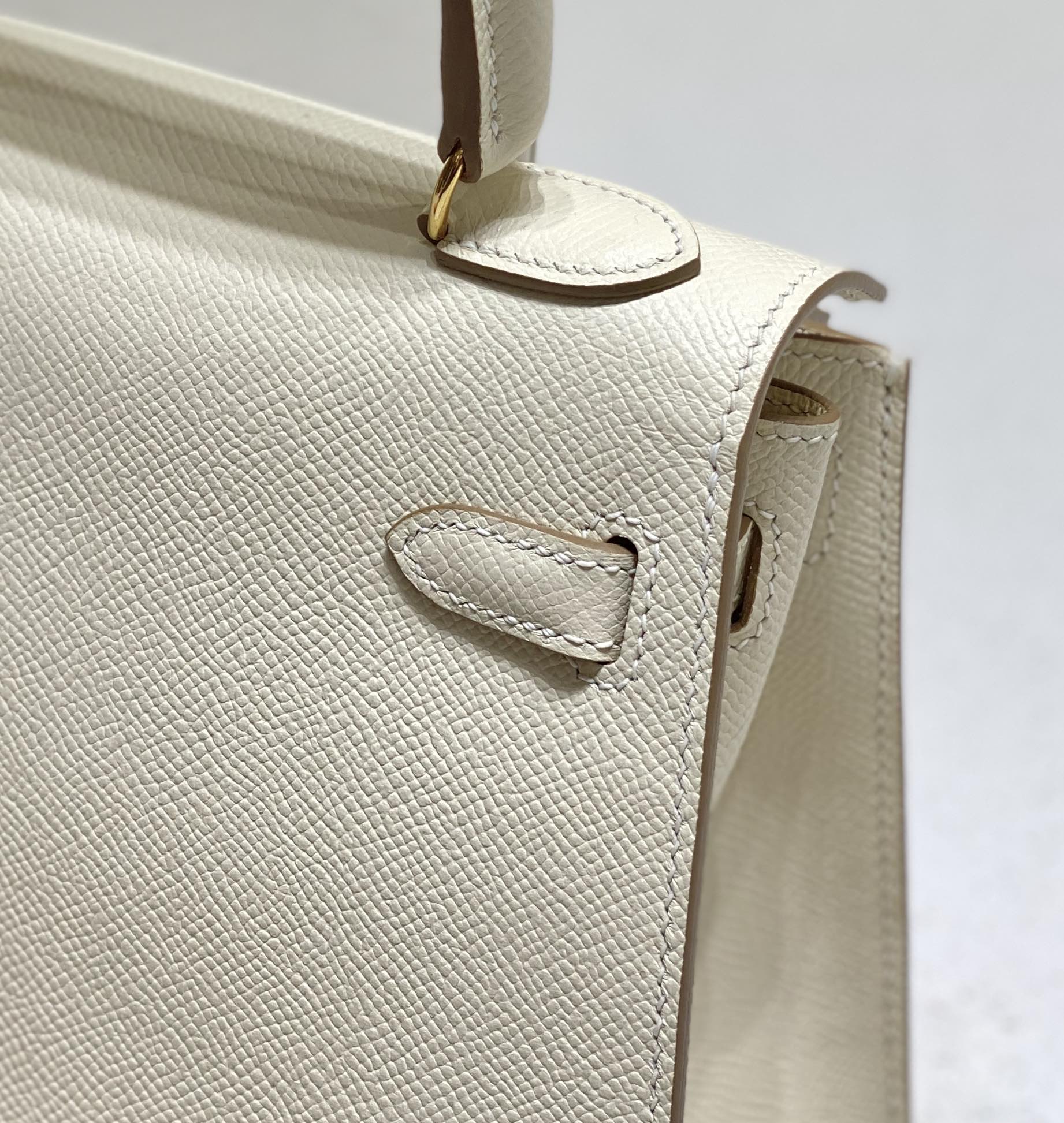 KELLY MINI 20 BAG IN WHITE CALFSKIN WITH GOLD HARDWARE (MADE-TO-ODER)