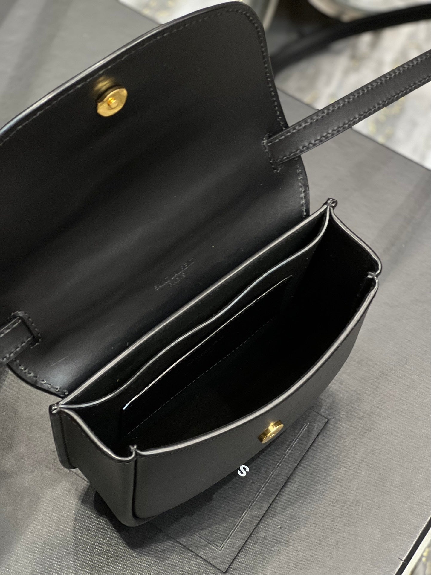 KAIA SMALL 18 HANDBAG IN BLACK CALFSKIN