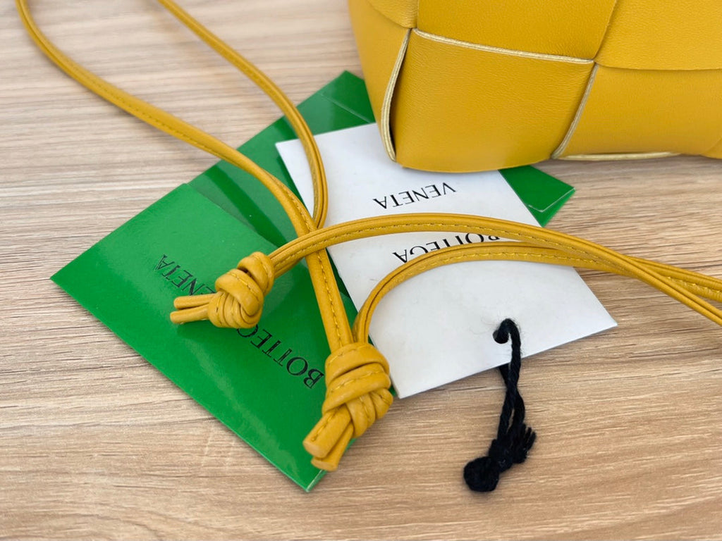 KLEINER KASSETTEN-BUCKET 18 ZOLL MERIGOLD-KALBLEDER