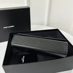 KATE 20 SMALL IN SCHWARZEM KALBSLEDER MIT SILBERNEN LOGO