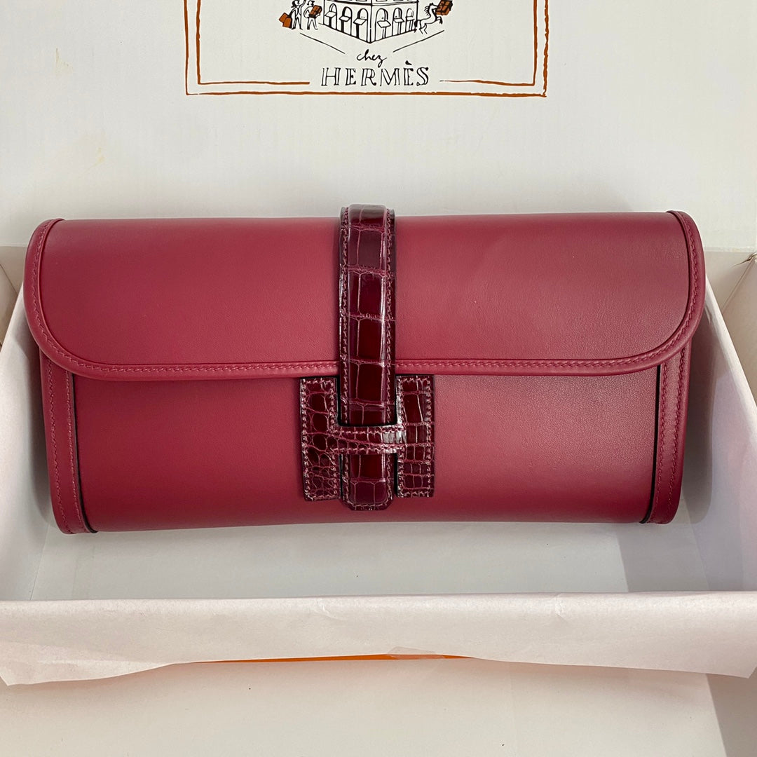JIGE ELAN 29 CLUTCH IN CHERRY RED CALFSKIN WITH WINE RED LIZARD SKIN (MADE-TO-ODER)