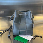 SMALL CASSETTE BUCKET 18 IN DAVY'S GRAY CALFSKIN