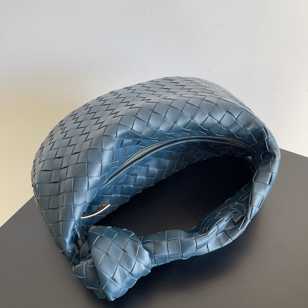 MINI JODIE 23 IN STAHLBLAUEM LAMMLEDER