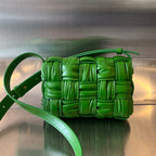 MINI-KASSETTE 19 IN SHAMROCK GREEN WEICHES LAMMLEDER