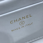 23P Klappentasche 19 cm Weiß Caviar Goldbeschläge 