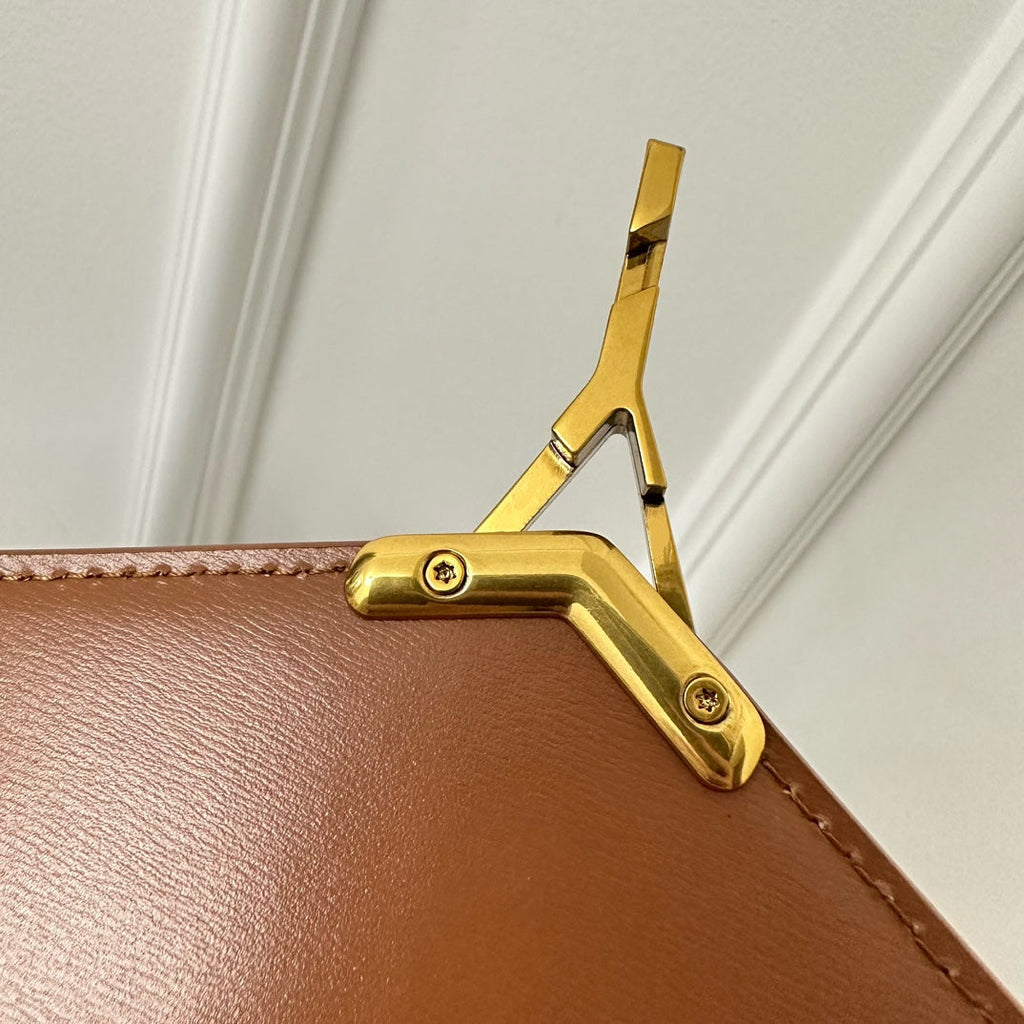 CASSANDRA 20 WEISSES BAUMWOLL-LEINEN UND BRAUNES KALBSLEDER