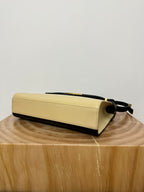 MANHATTAN 29 TOP-HANDLE IN SMOOTH BLACK BEIGE CALFSKIN