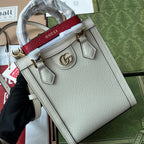 ダイアナ トートバッグ 19 ホワイトラムスキン バンブーハンドル