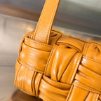 SMALL BRICK CASSETTE 23 IN SANDSTONE ORANGE SOFT LAMBSKIN