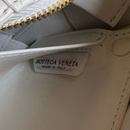 SMALL BRICK CASSETTE 23 IN WHITE SOFT LAMBSKIN