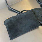 MINI SOLSTICE 30 SCHWARZES LAMMFELL