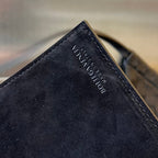 MEDIUM SOLSTICE 44 SCHWARZES LAMMFELL