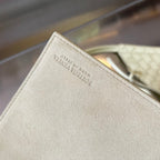 MEDIUM SOLSTICE 44 DUNKLES CREME LAMMFELL