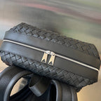 BACKPACK 42 IN BLACK CALFSKIN