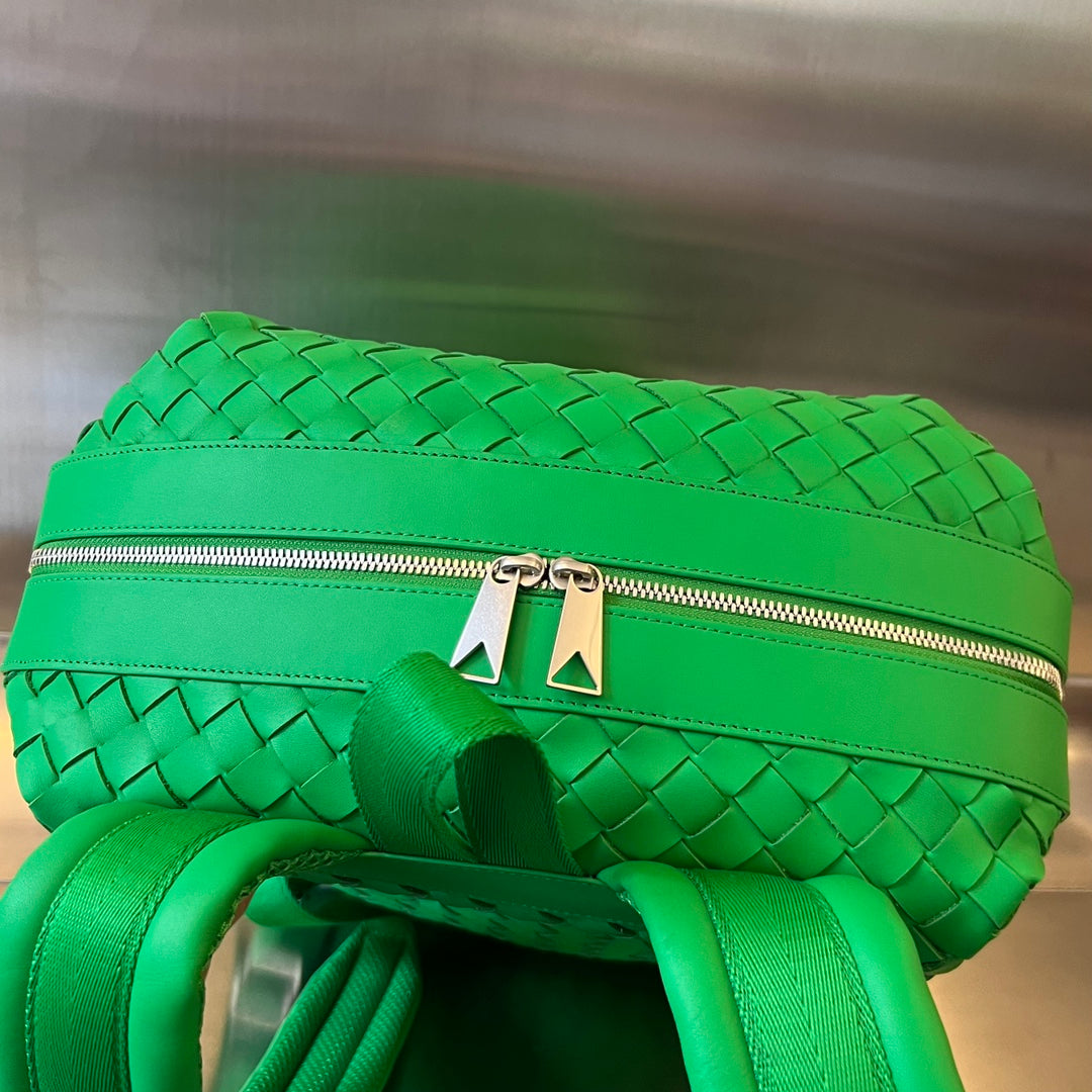 RUCKSACK 42 IN WEIBCHENGRÜNES KALBSLEDER