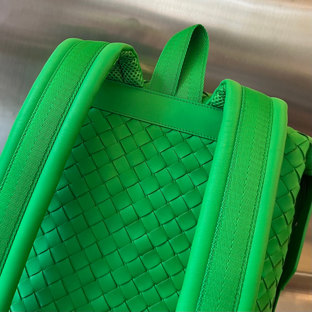 RUCKSACK 42 IN WEIBCHENGRÜNES KALBSLEDER