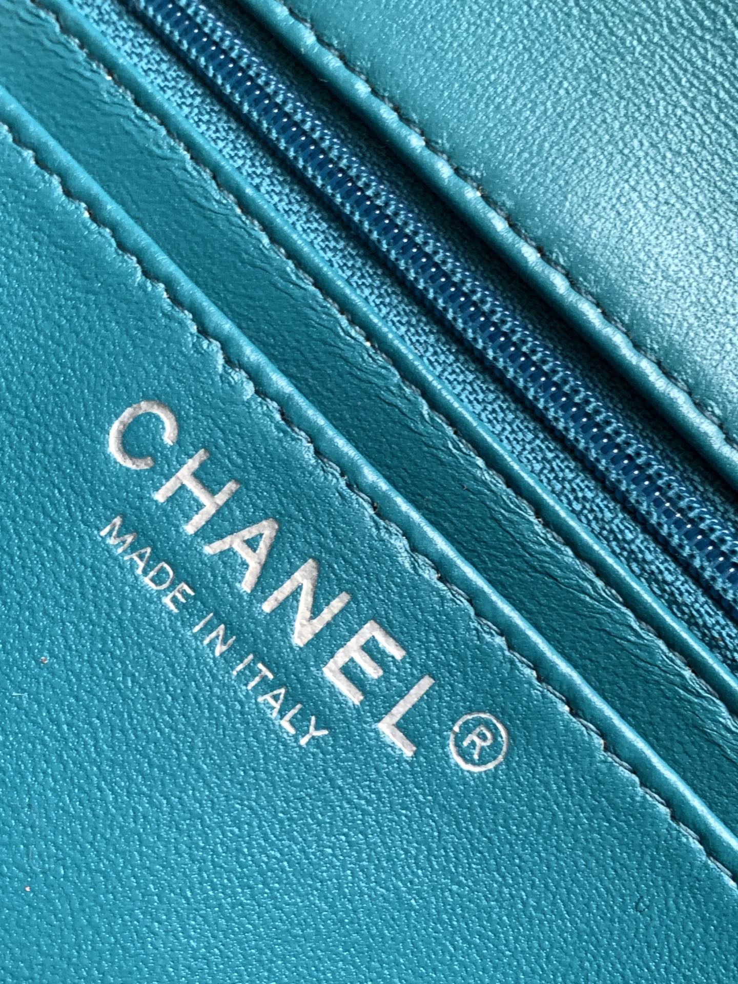 CC ミディアム 20 クラシックバッグ（グリーンフォレストウールツイード）