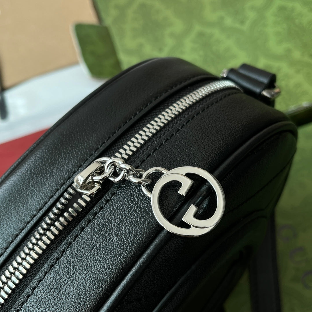 スモール ブロンディ オーバル ショルダーバッグ 20 ブラック カーフスキン