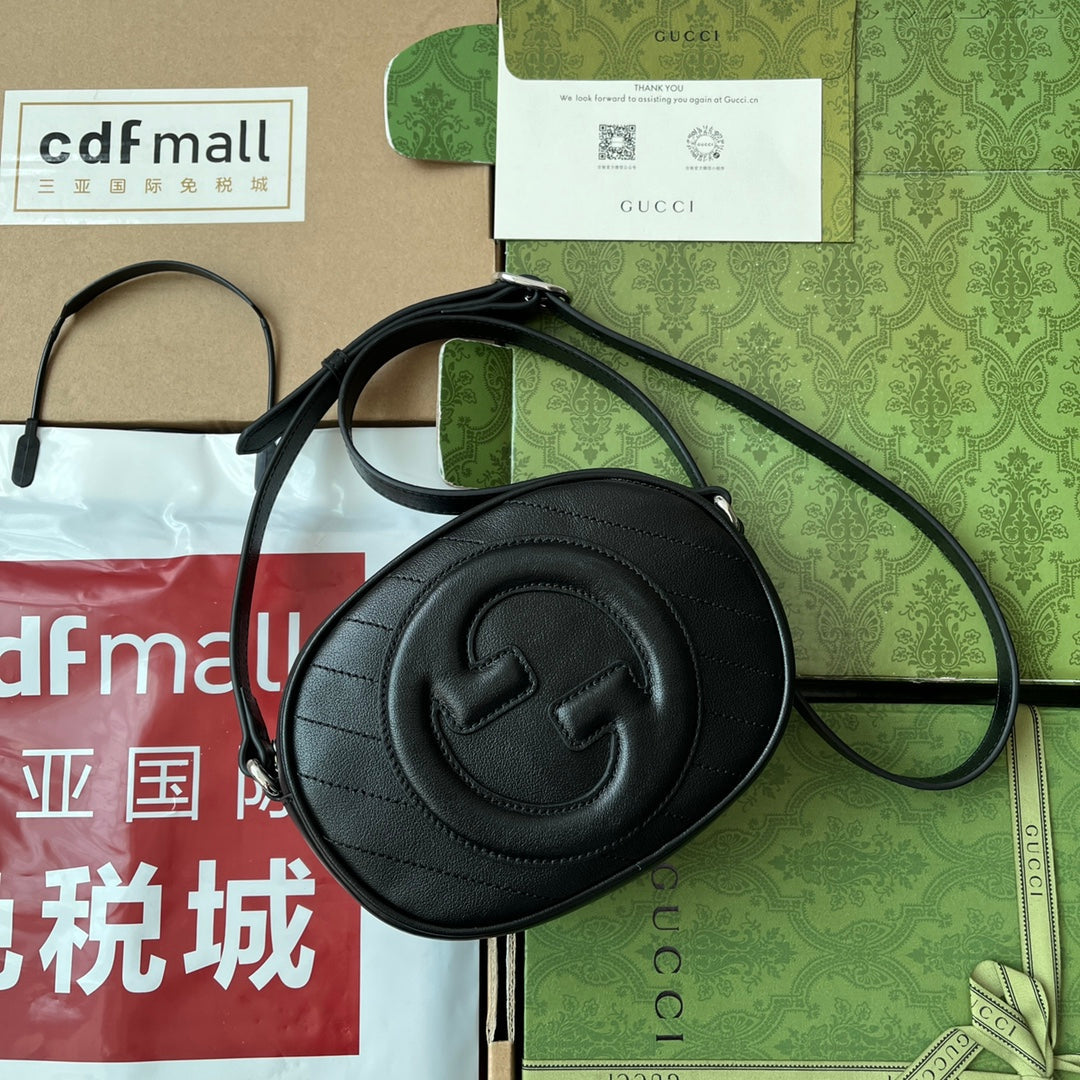 スモール ブロンディ オーバル ショルダーバッグ 20 ブラック カーフスキン