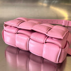 MINI CASSETTE 18 IN LIGHT PINK LAMBSKIN