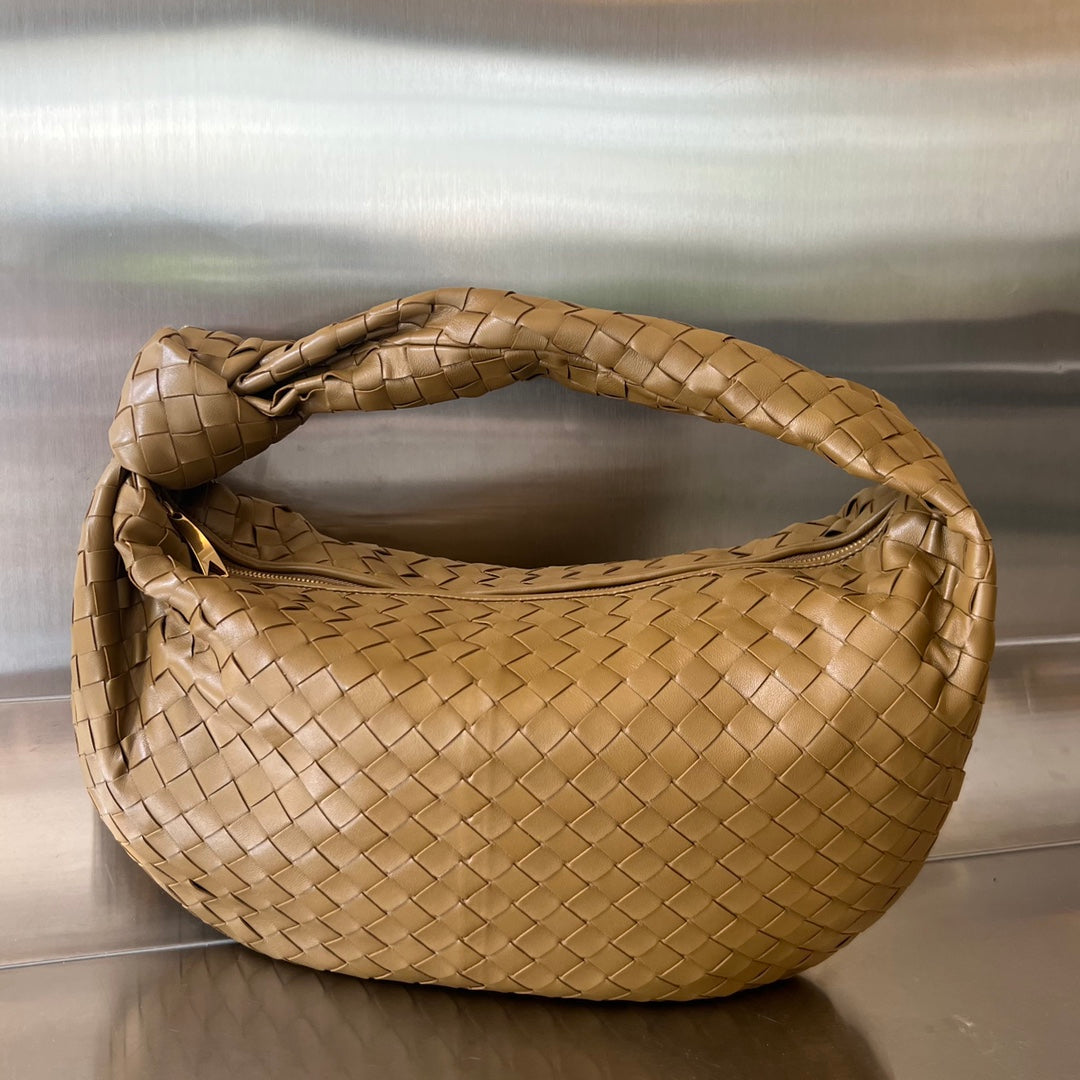 Kleine Jodie 48 Karamellbraun Kalbsleder