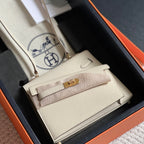 KELLY DESORDRE 20 IN WEISSEM EPSOM-LEDER MIT GOLDENEN BESCHLÄGEN