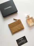 Kartenetui mit Reißverschluss, 11,5 cm, bernsteinfarbenes genarbtes Kalbsleder, Gold Icon