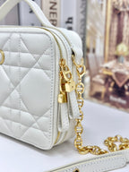 CARO BOX 19 IN WEISSEM KALBSLEDER