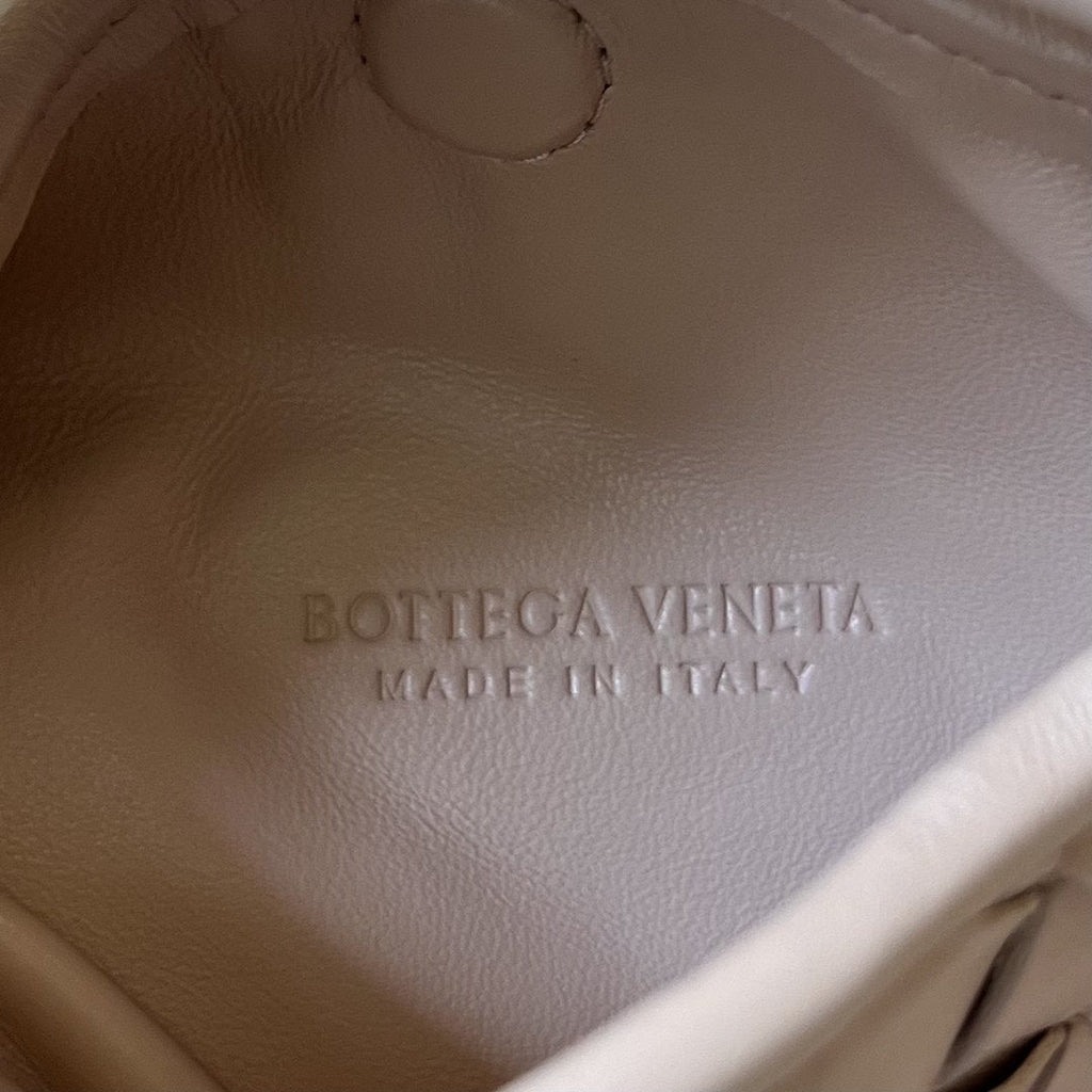 MINI HOP 25 IN WEICHES PFIRSICH-KALBSHAUT