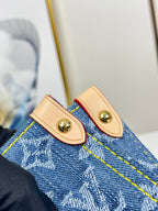 ONTHEGO 35 IN BLAUEM MONOGRAMM-DENIM