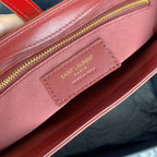 LE 5 À 7 TASCHE 24 IN ROTEM GLÄNZENDES KALBSLEDER GOLDENE HARDWAREN