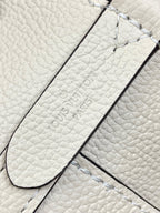 LOCK AND WALK 20 IN CREME GEGENNABTES KALBSLEDER GOLDENE BESCHLÄGE