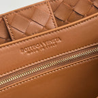 LARGE ANDIAMO 32 IN BURNT ORANGE LAMBSKIN