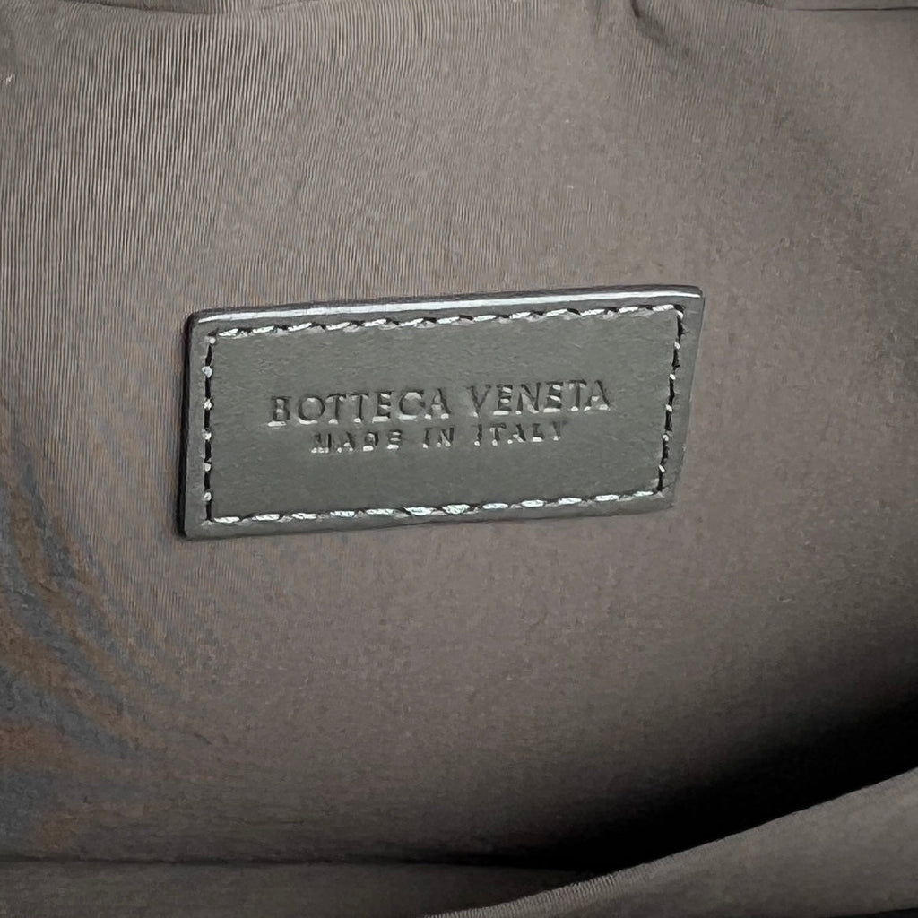 CLUTCH 26 INTRECCIATO AUS KORDGRAUEM KALBSLEDER