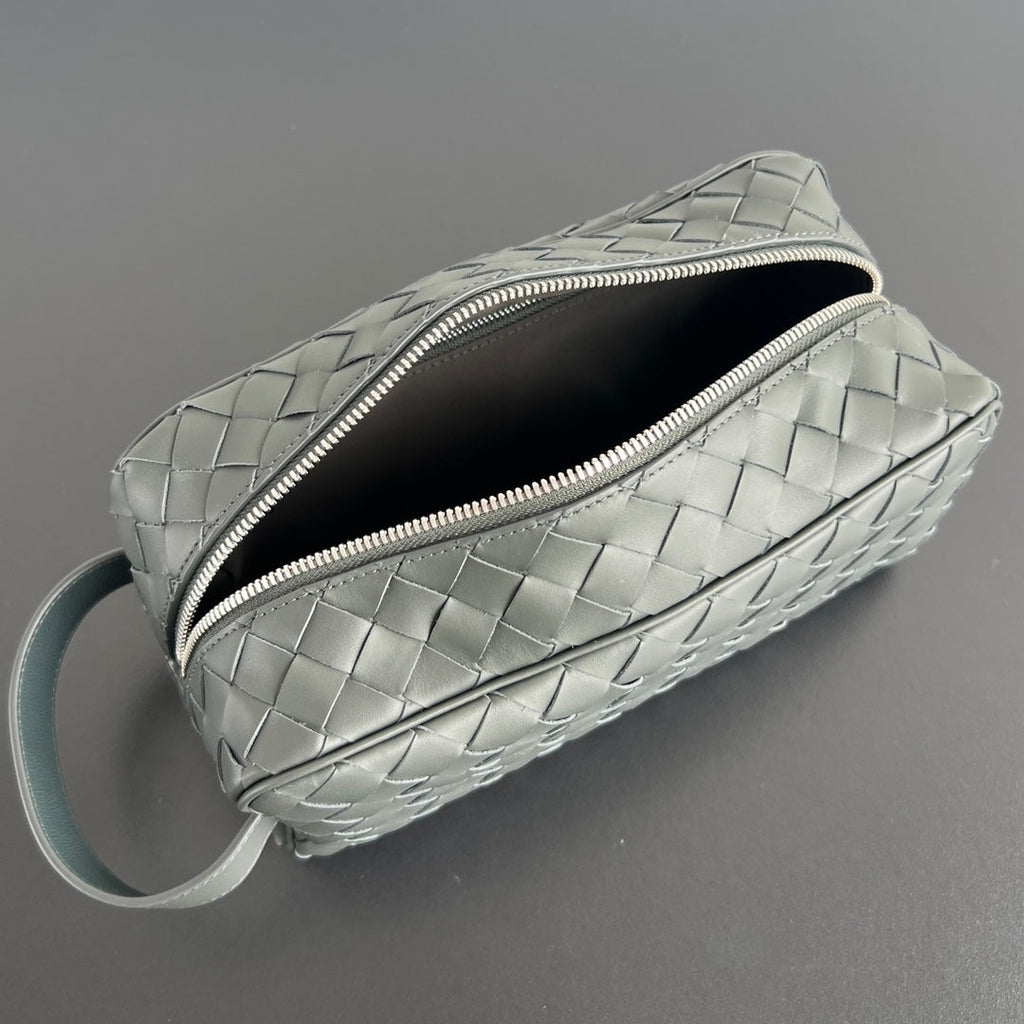 CLUTCH 26 INTRECCIATO AUS KORDGRAUEM KALBSLEDER