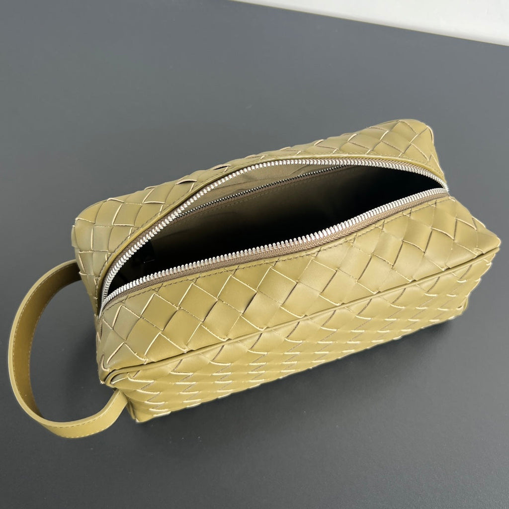 CLUTCH 26 INTRECCIATO AUS GERSTEMAIS-KALBSKIN