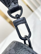 MONTSOURIS TRAGBARES GELDBÖRSE 22 IN GUN METAL MONOGRAM ECLIPSE CANVAS