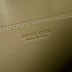 GROSSE KASSETTENTASCHE 35 IN FORELLE GRAUES KALBSLEDER