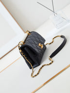 PEARL ATTACHED FLAP BAG 19 IN BLACK QUILTED LAMBSKIN GOLD HARDWARE