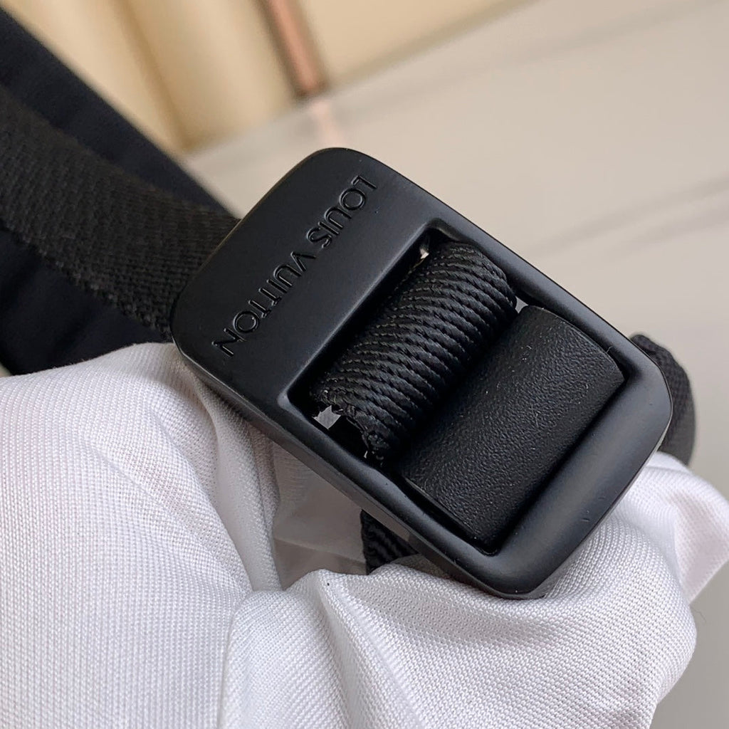 MONTSOURIS RUCKSACK 40 IN SCHWARZ MONOGRAMM TAURILLON