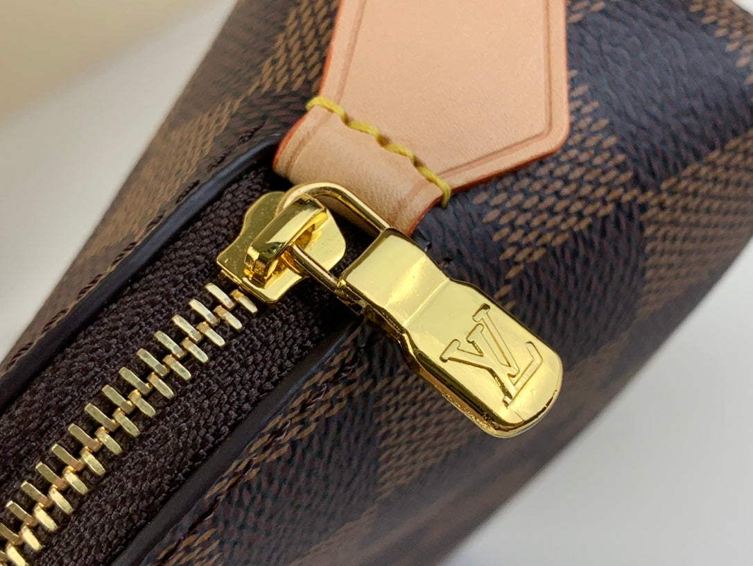 KOSMETIKTASCHE PM 19 AUS BRAUNEM DAMIER EBENE-CANVAS