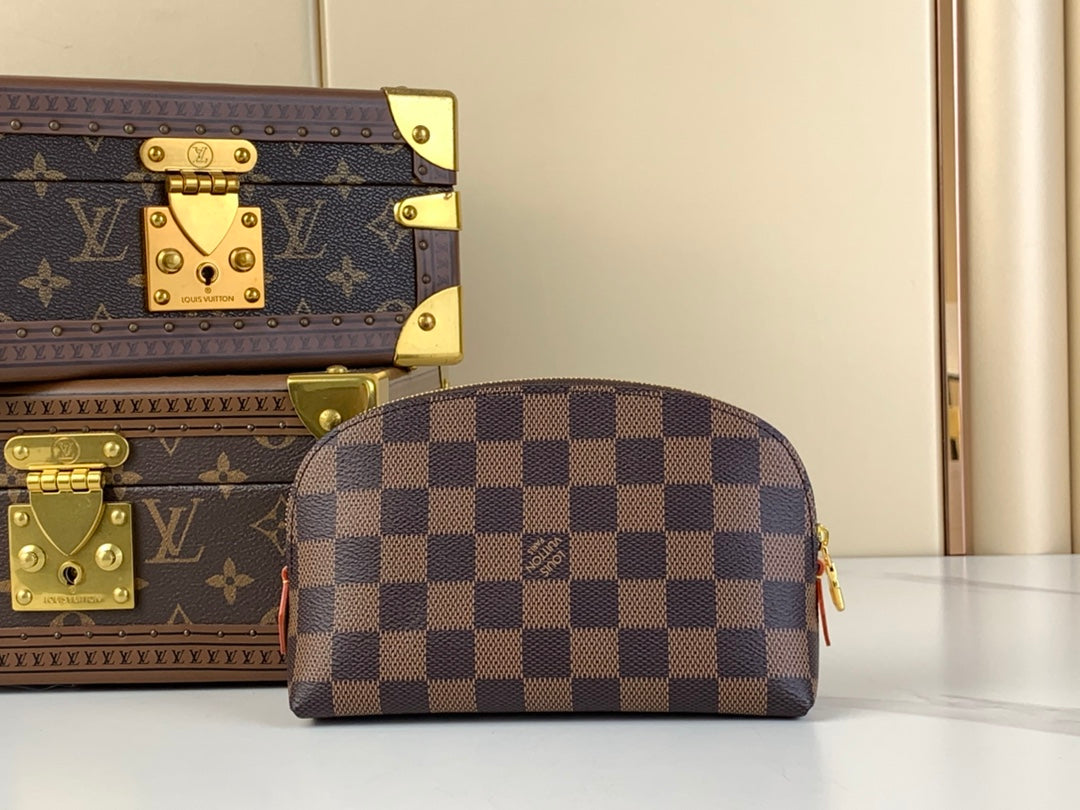 KOSMETIKTASCHE PM 19 AUS BRAUNEM DAMIER EBENE-CANVAS