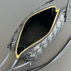 Konzerttasche 18 in schwarzem Lammleder