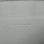 GROSSE KASSETTENTASCHE 35 IN CORDGRAUES KALBSLEDER