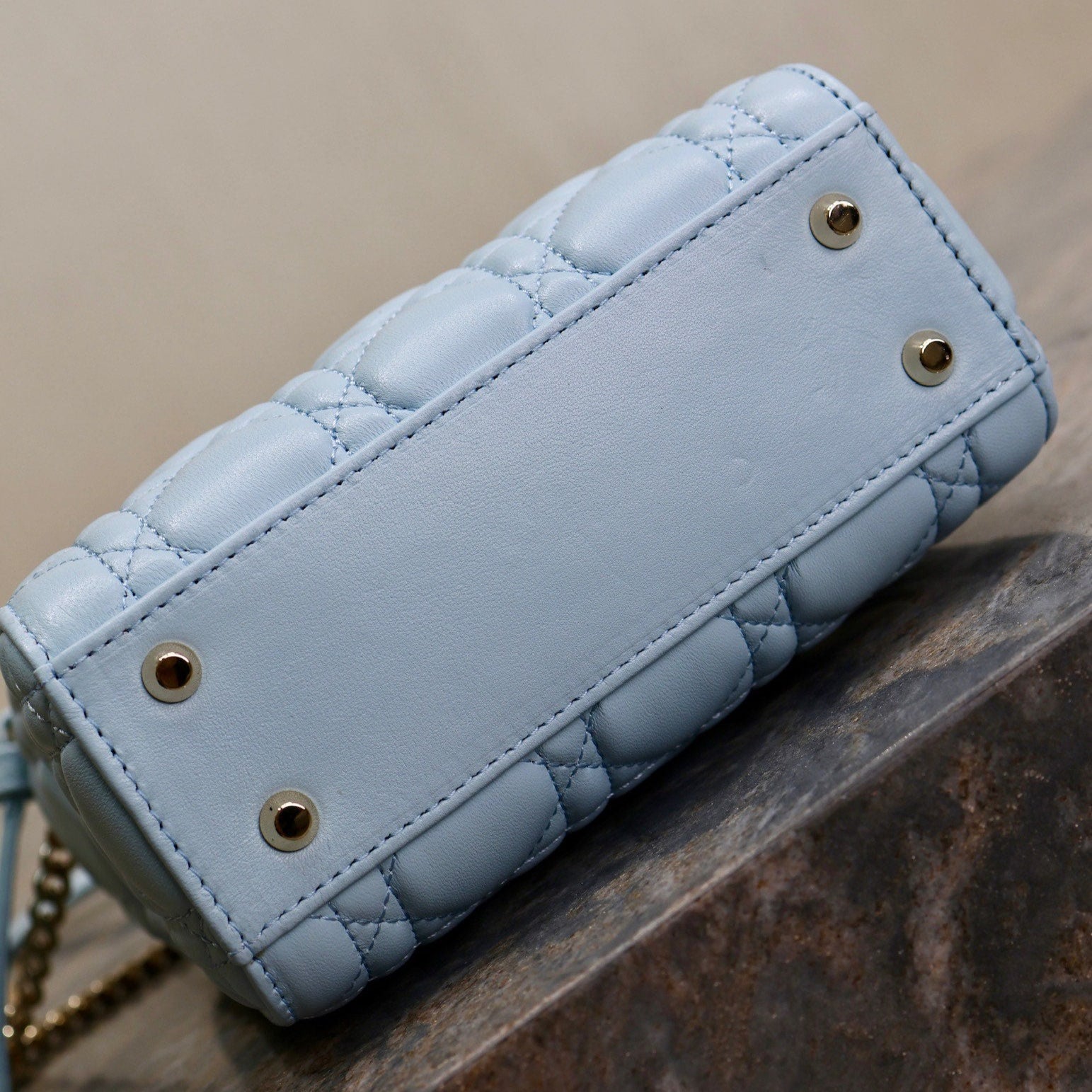 MINI LADY BAG 17 IN BABY BLUE QUILTED MACROCANNAGE CALFSELD GRUPPENRIEMEN