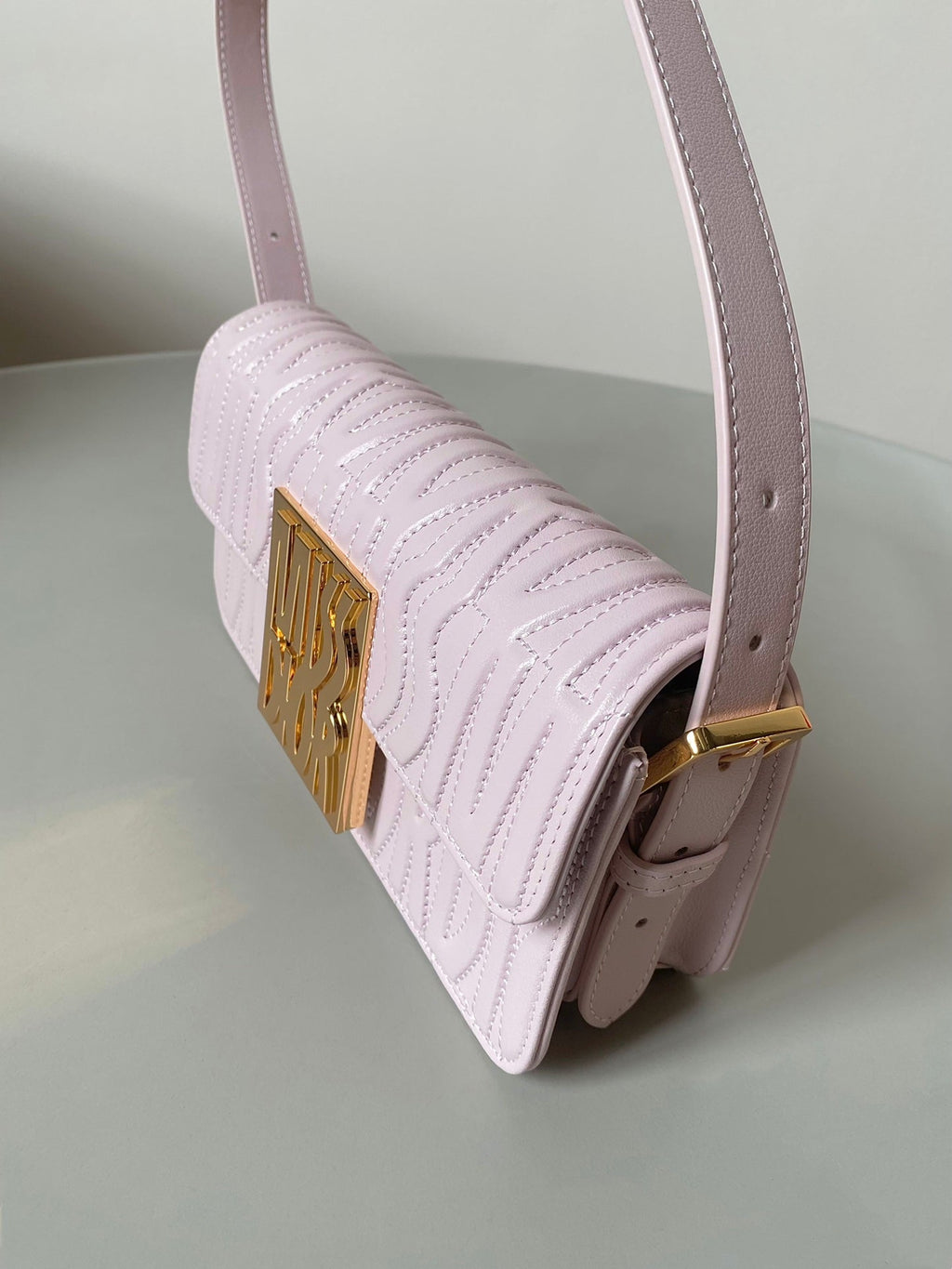 MEDIUM FLAP BAG 22 IN BABY PINK QUILTED ALLOVER CALFSKIN